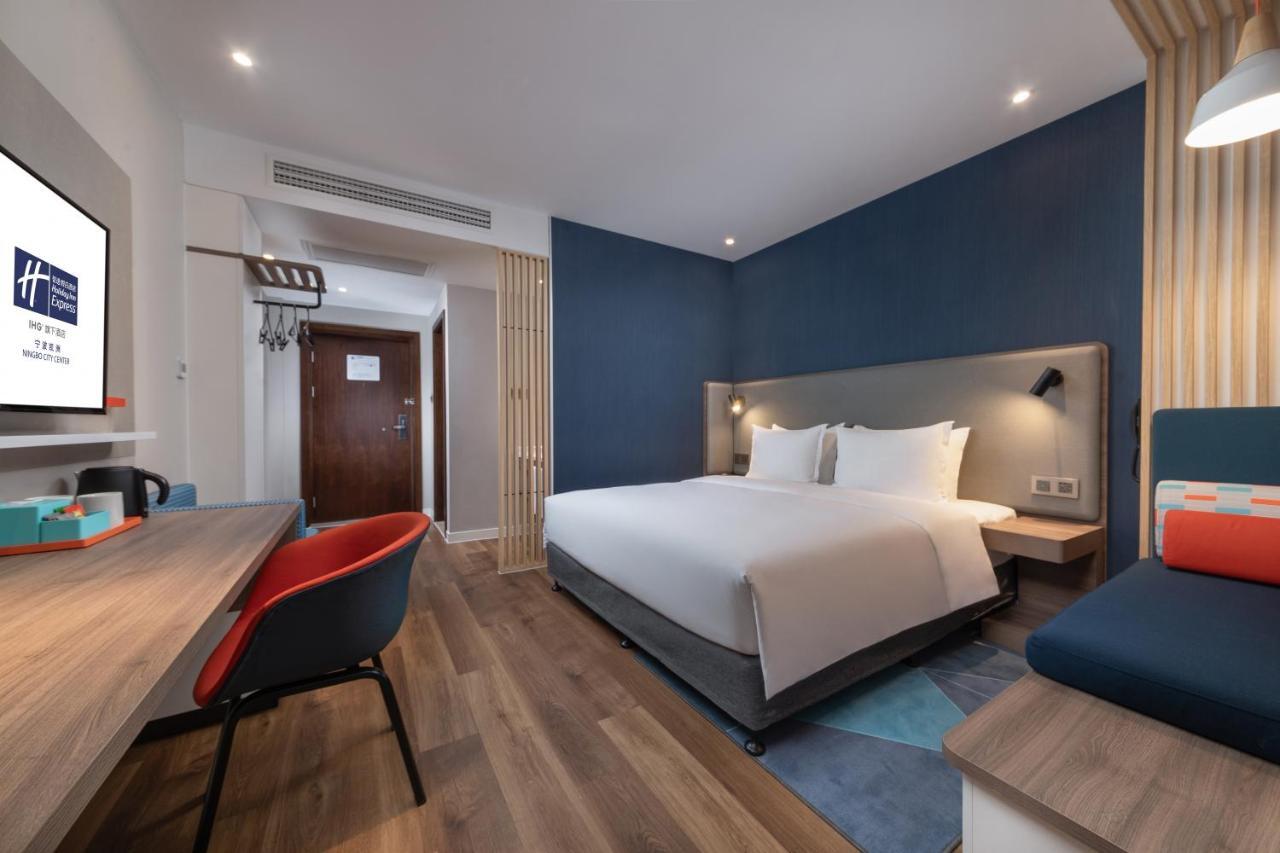 Holiday Inn Express Ningbo City Center By Ihg Exterior foto